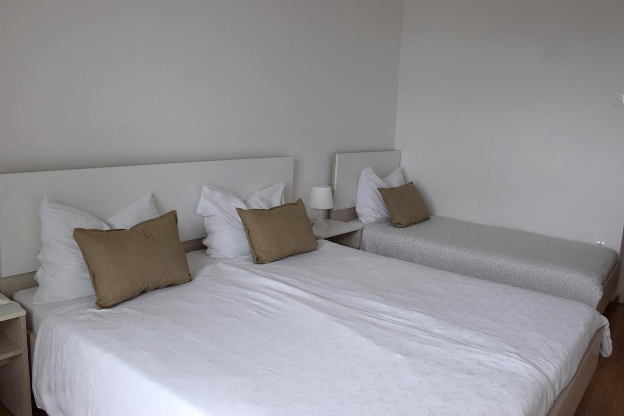 Apartments Fink Portoroz Bagian luar foto