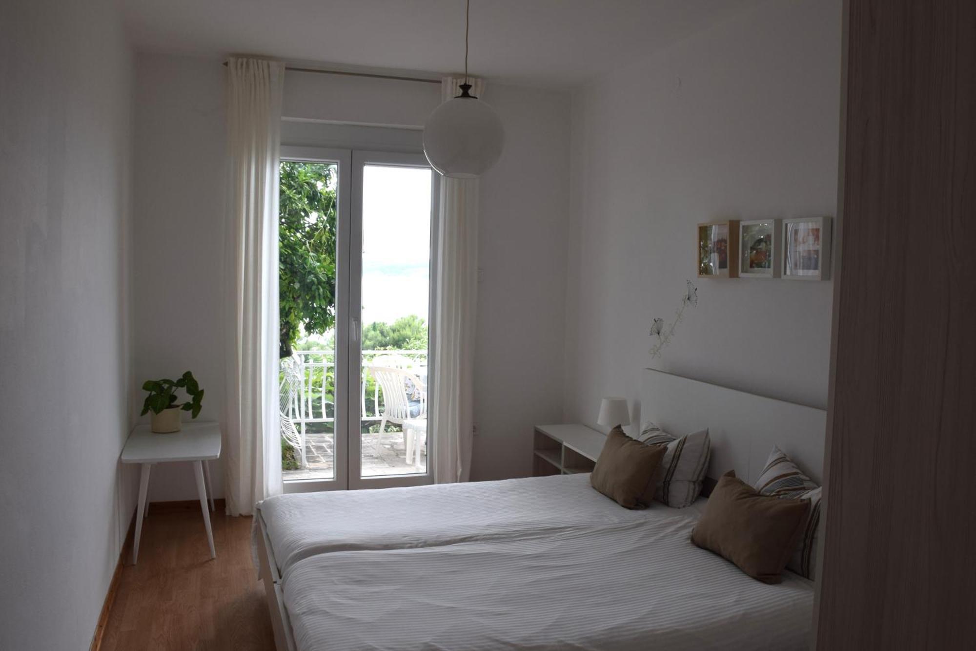 Apartments Fink Portoroz Bagian luar foto
